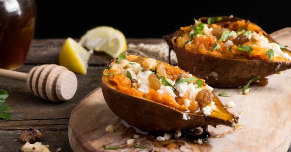 Baked Beans and Cheddar Jacket Potato