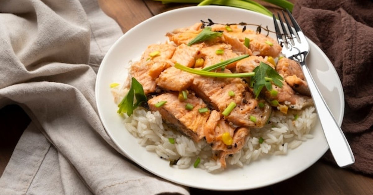 Honey Garlic Salmon Rice Bowl