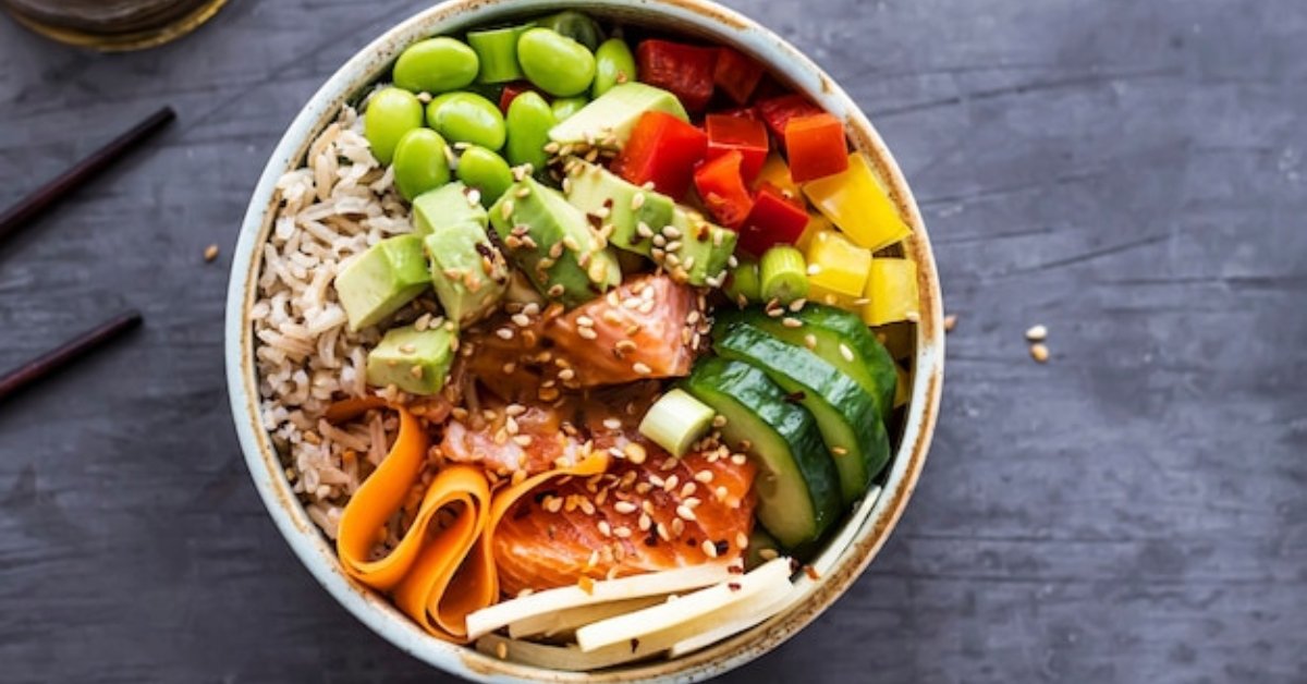 Poke-Style Salmon Rice Bowl
