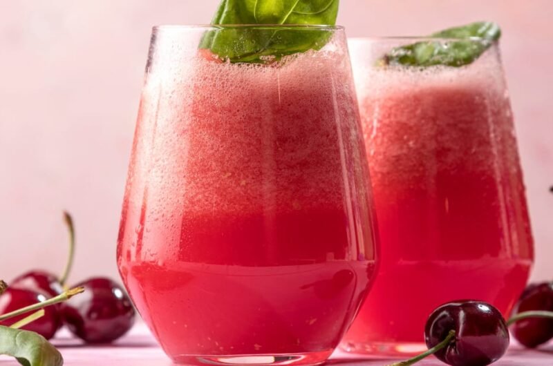 Berry Lemon Fizz Recipe – A Refreshing Homemade Sparkling Drink