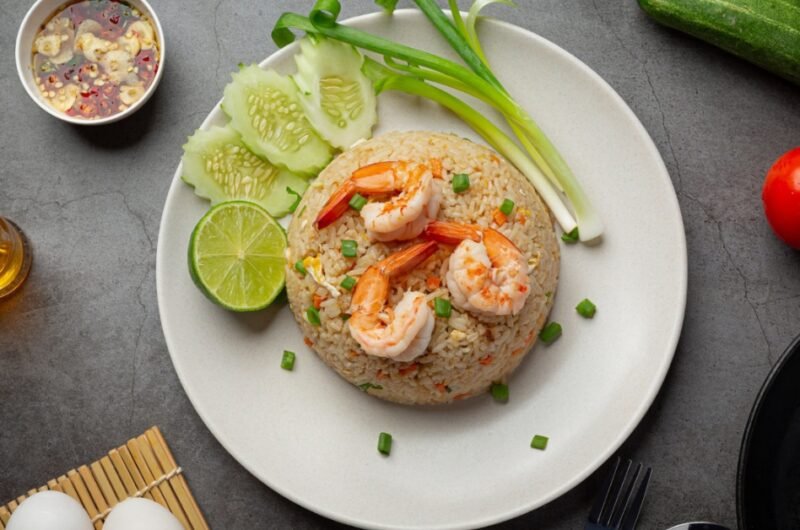 Garlic Butter Shrimp Rice – Easy, Flavorful One-Pan Recipe
